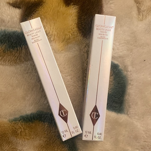 PINKGASM Charlotte Tilbury BEAUTY LIGHT Wand (brand new in the box never opened) - Picture 8 of 10